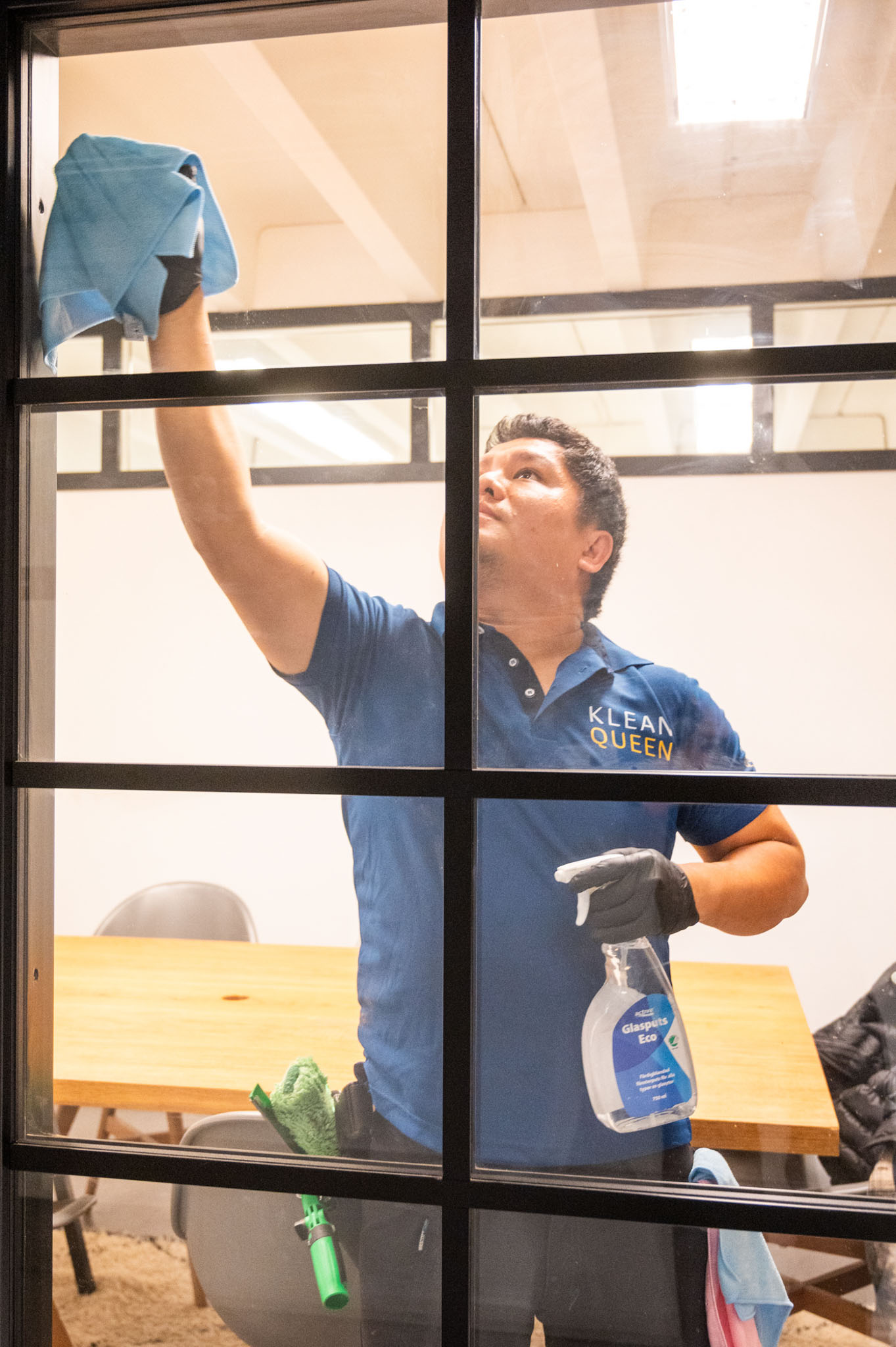 Fast rengøring til erhverv